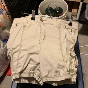 Women's Cream Cargo Shorts